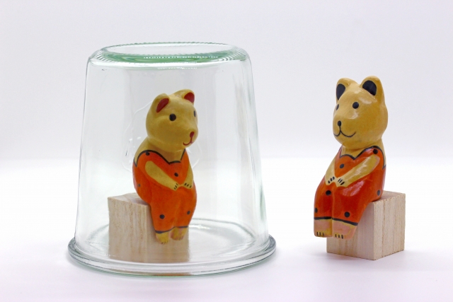 熊の置き物