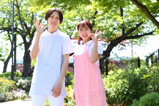 男女の先生