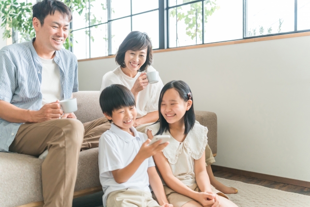 家族みんなでたのしそうな時間